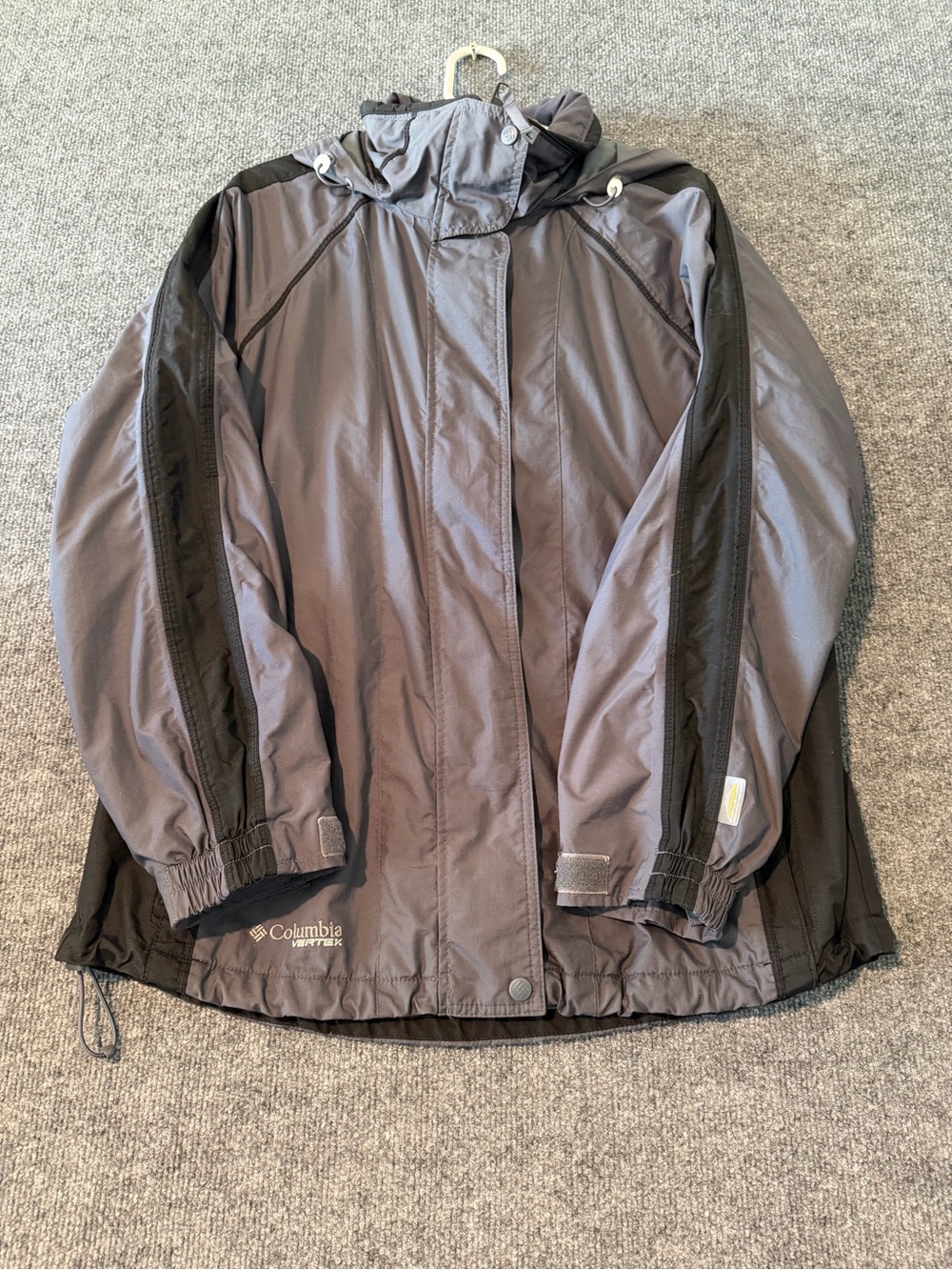 Columbia Gray and Black Women's Hooded Windbreaker